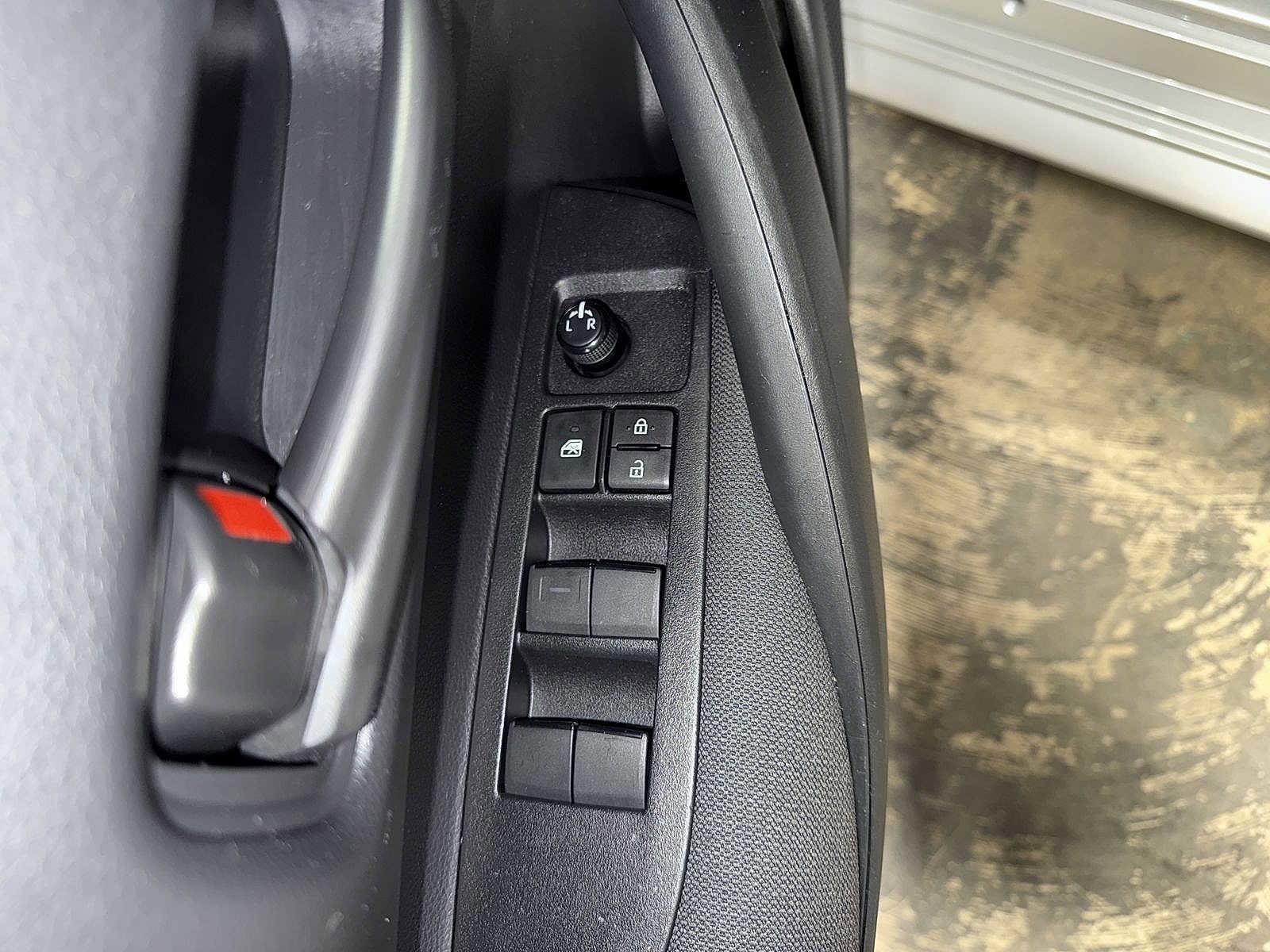 Thumbnail: 2022 Toyota Corolla - 23