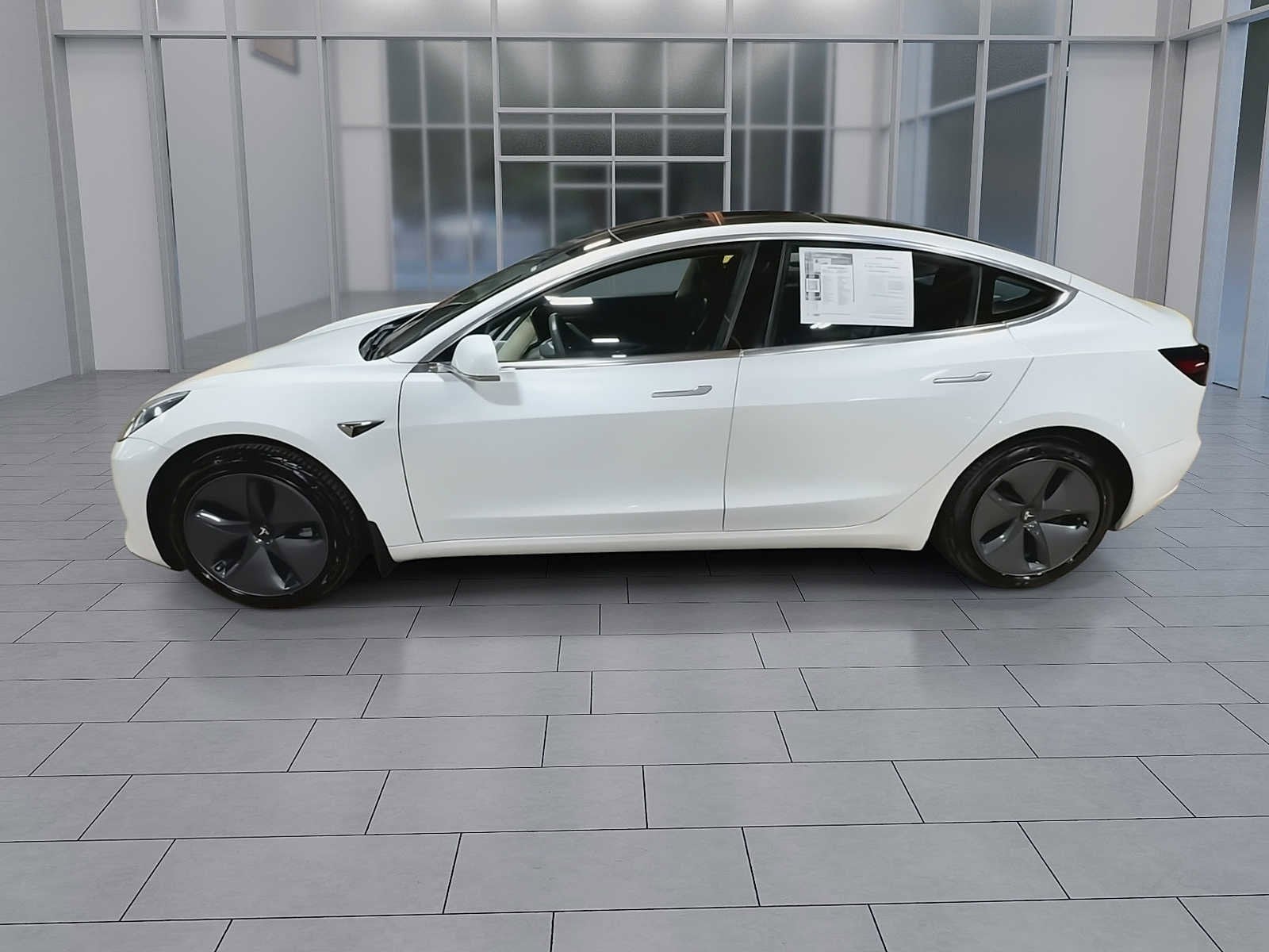 Thumbnail: 2019 Tesla Model 3 - 5