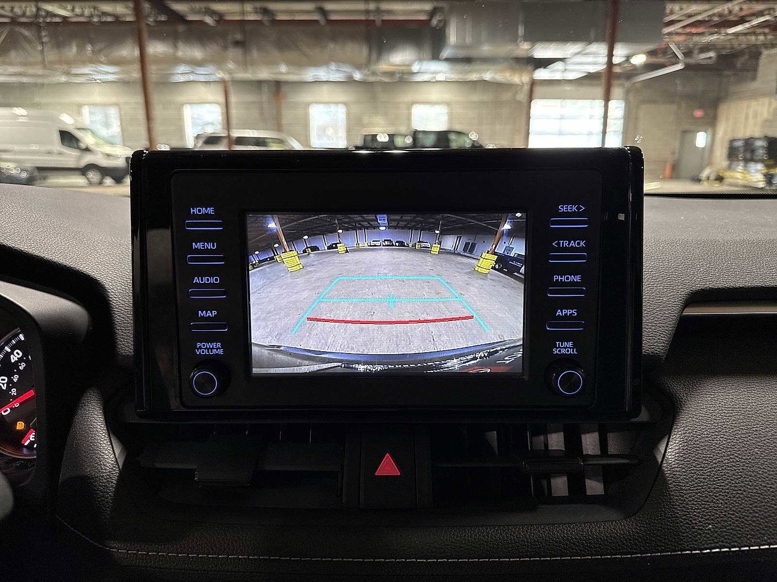 Thumbnail: 2019 Toyota RAV4 - 23