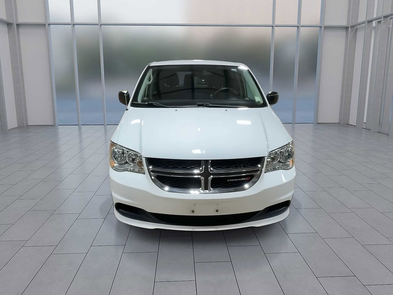 Thumbnail: 2019 Dodge Grand Caravan - 3