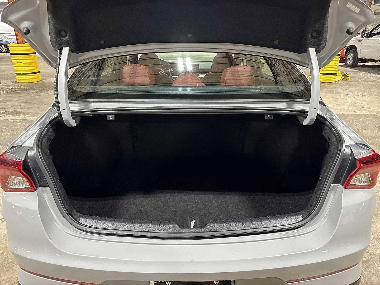 Thumbnail: 2021 Kia K5 - 11