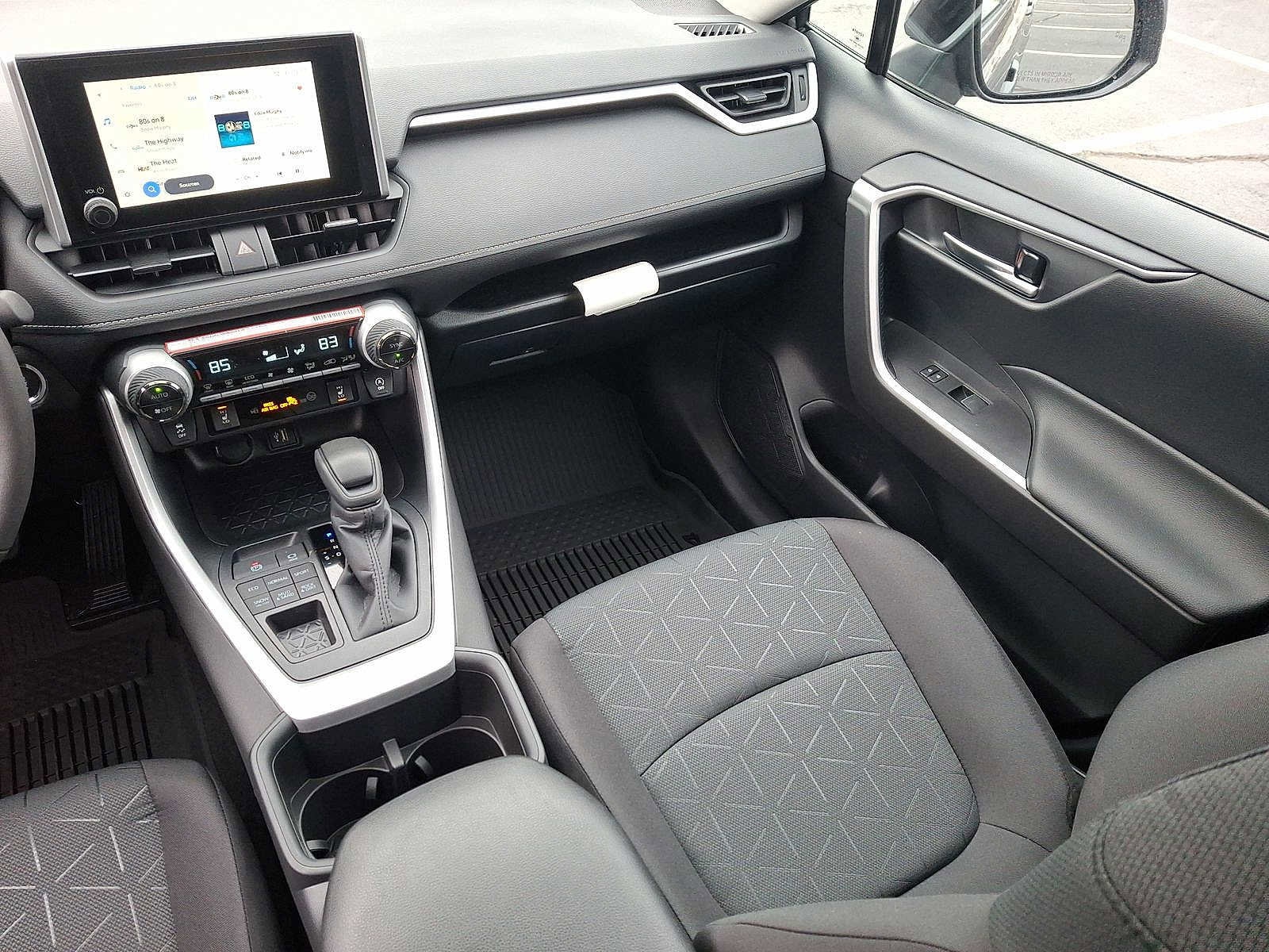 Thumbnail: 2025 Toyota RAV4 - 11