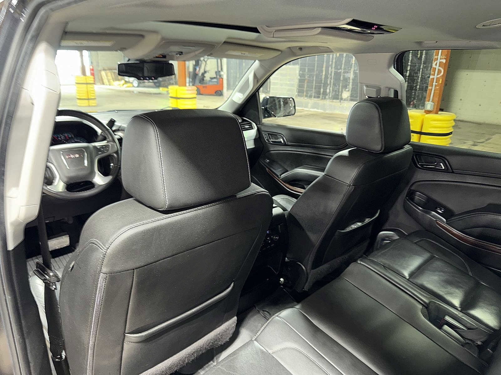 Thumbnail: 2020 GMC Yukon XL - 30