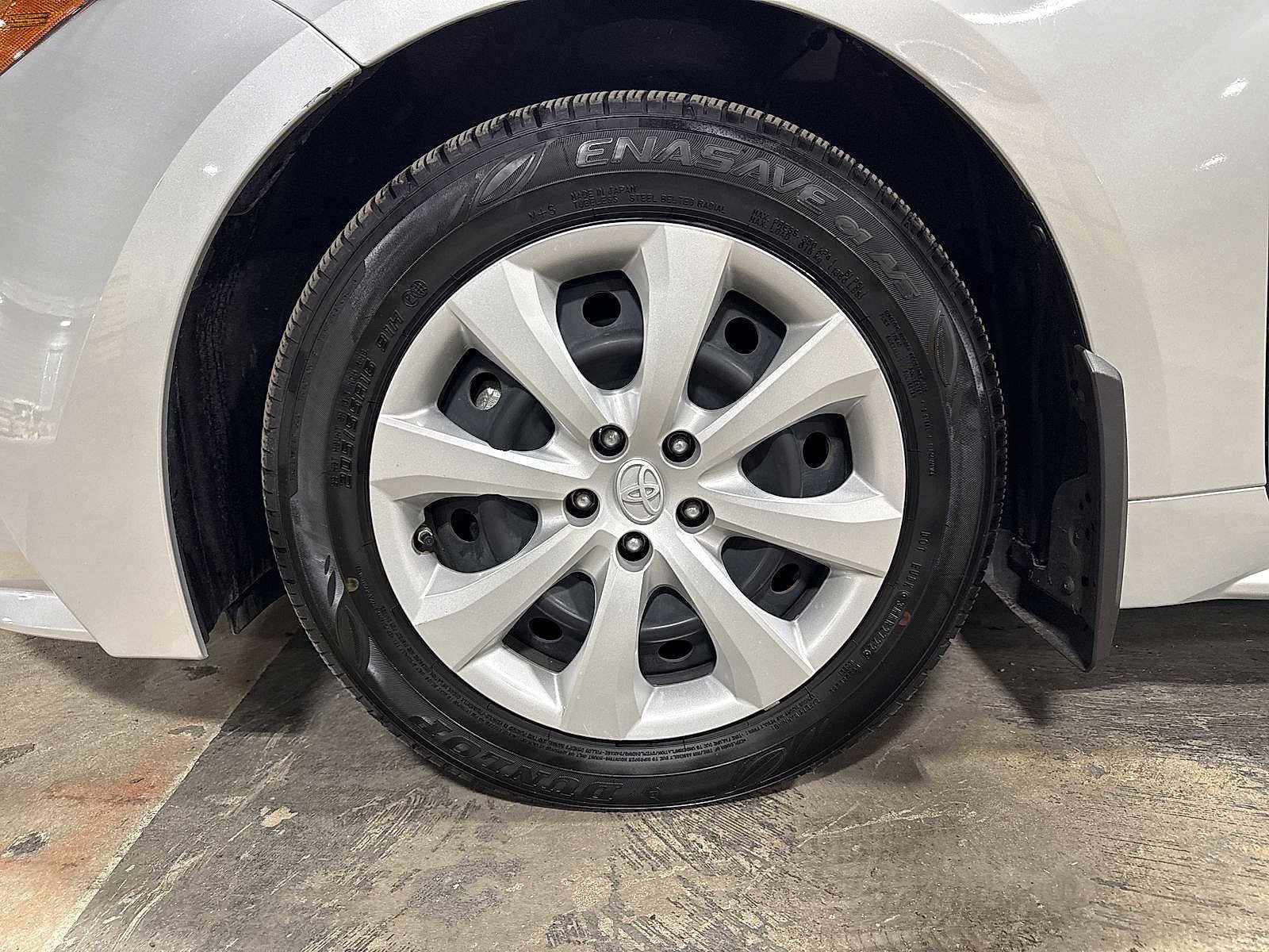 Thumbnail: 2022 Toyota Corolla - 10