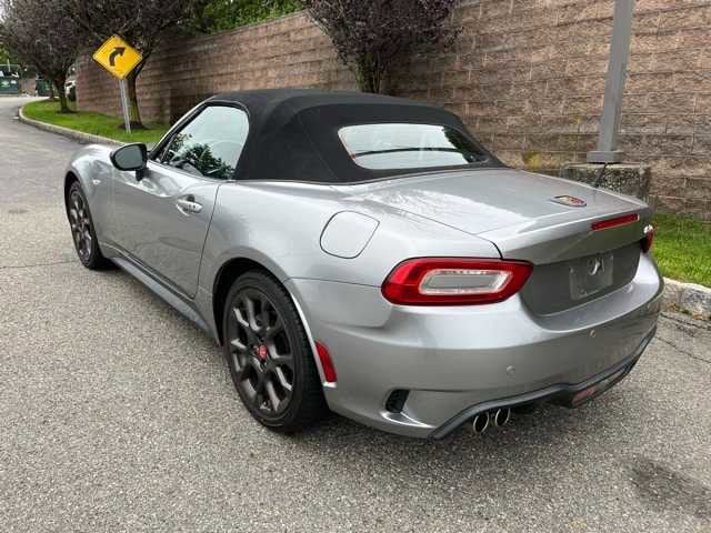 2017 Fiat 124 Spider Abarth 6