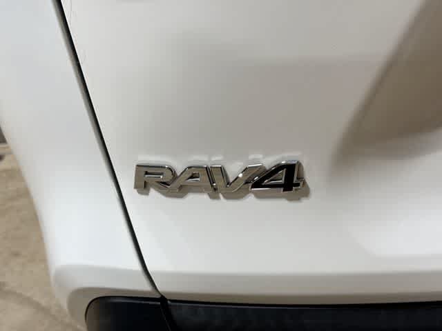 Thumbnail: 2023 Toyota RAV4 - 26