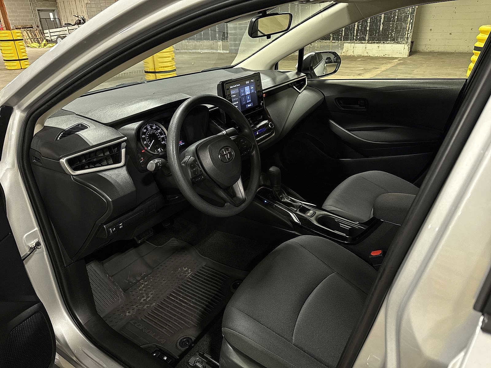 Thumbnail: 2022 Toyota Corolla - 28