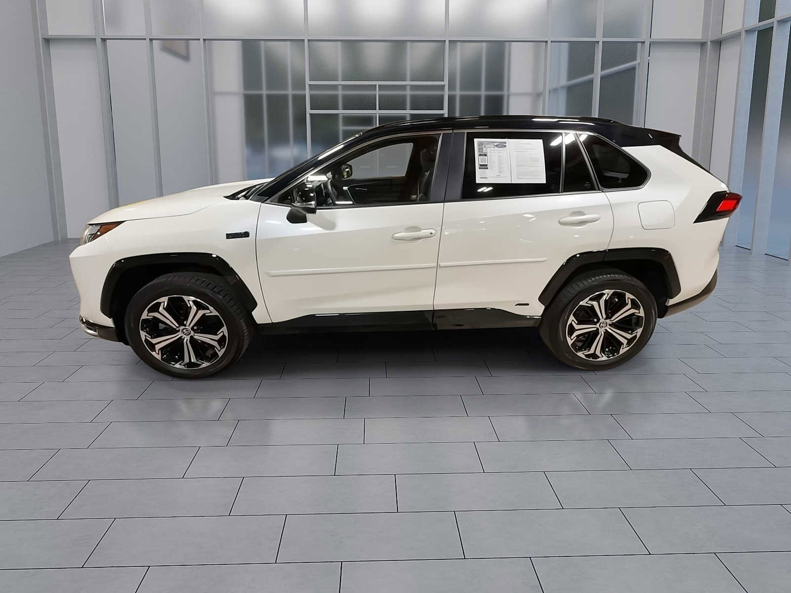 Thumbnail: 2022 Toyota RAV4 - 5