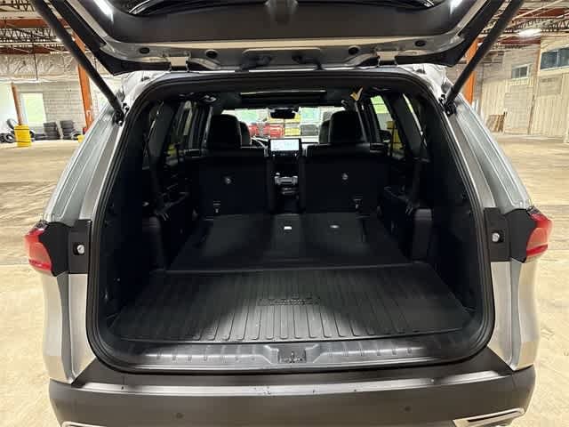 2024 Toyota Grand Highlander Platinum 11