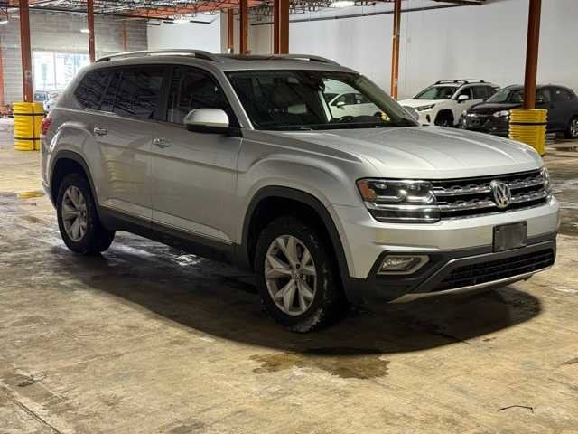 Thumbnail: 2018 Volkswagen Atlas - 3