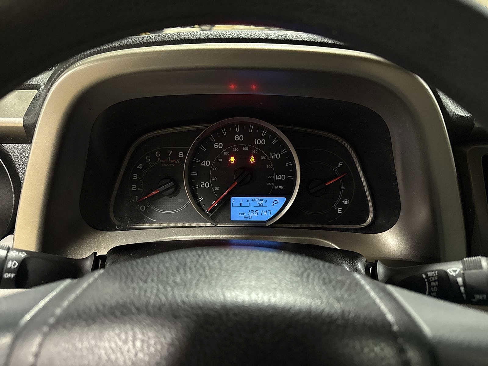 Thumbnail: 2014 Toyota RAV4 - 31