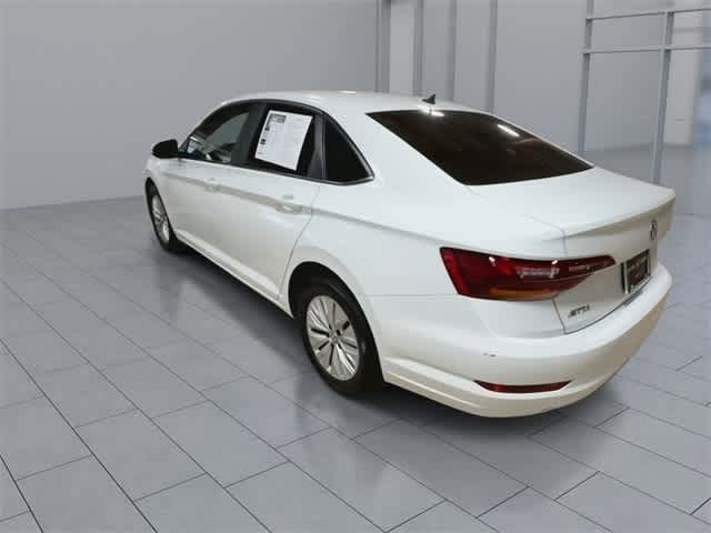 Thumbnail: 2019 Volkswagen Jetta - 5