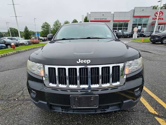 2012 Jeep Grand Cherokee Laredo 2
