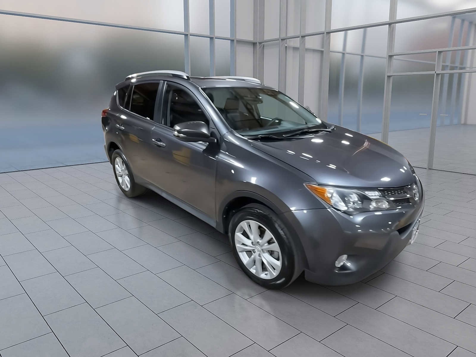 Thumbnail: 2015 Toyota RAV4 - 2