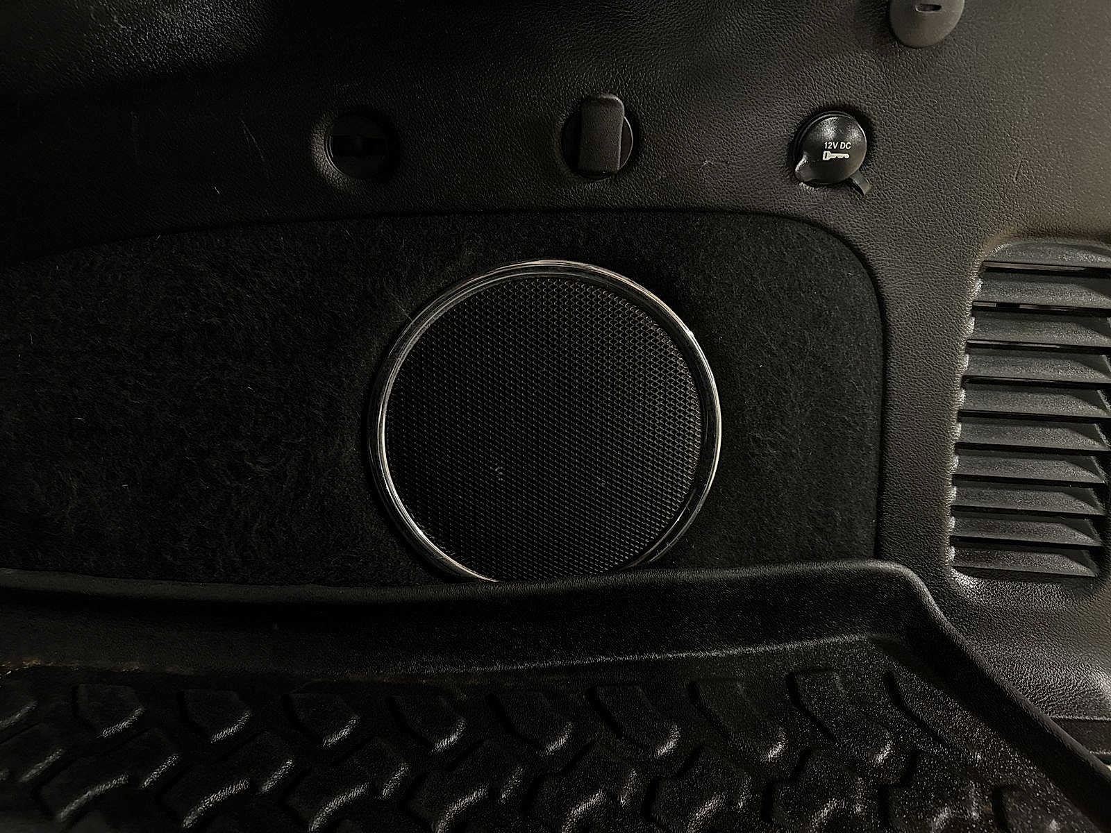 Thumbnail: 2017 Jeep Grand Cherokee - 28