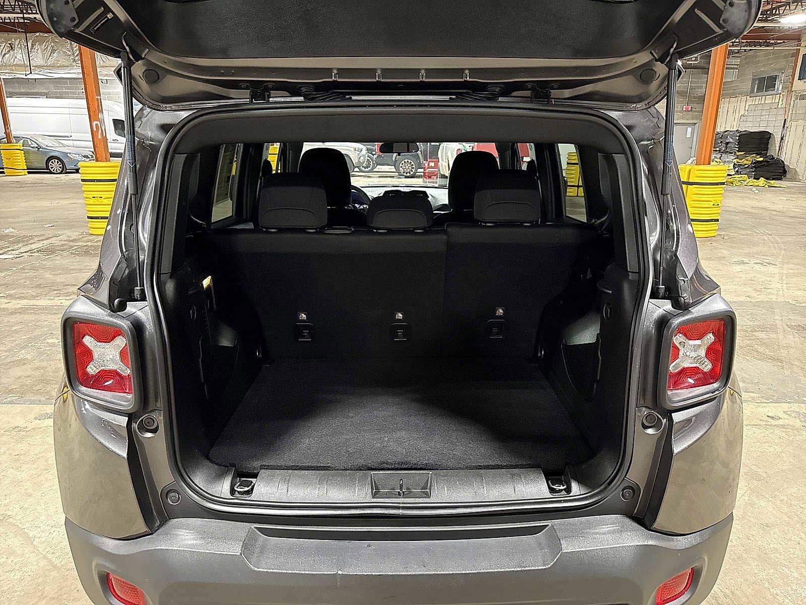 Thumbnail: 2021 Jeep Renegade - 11