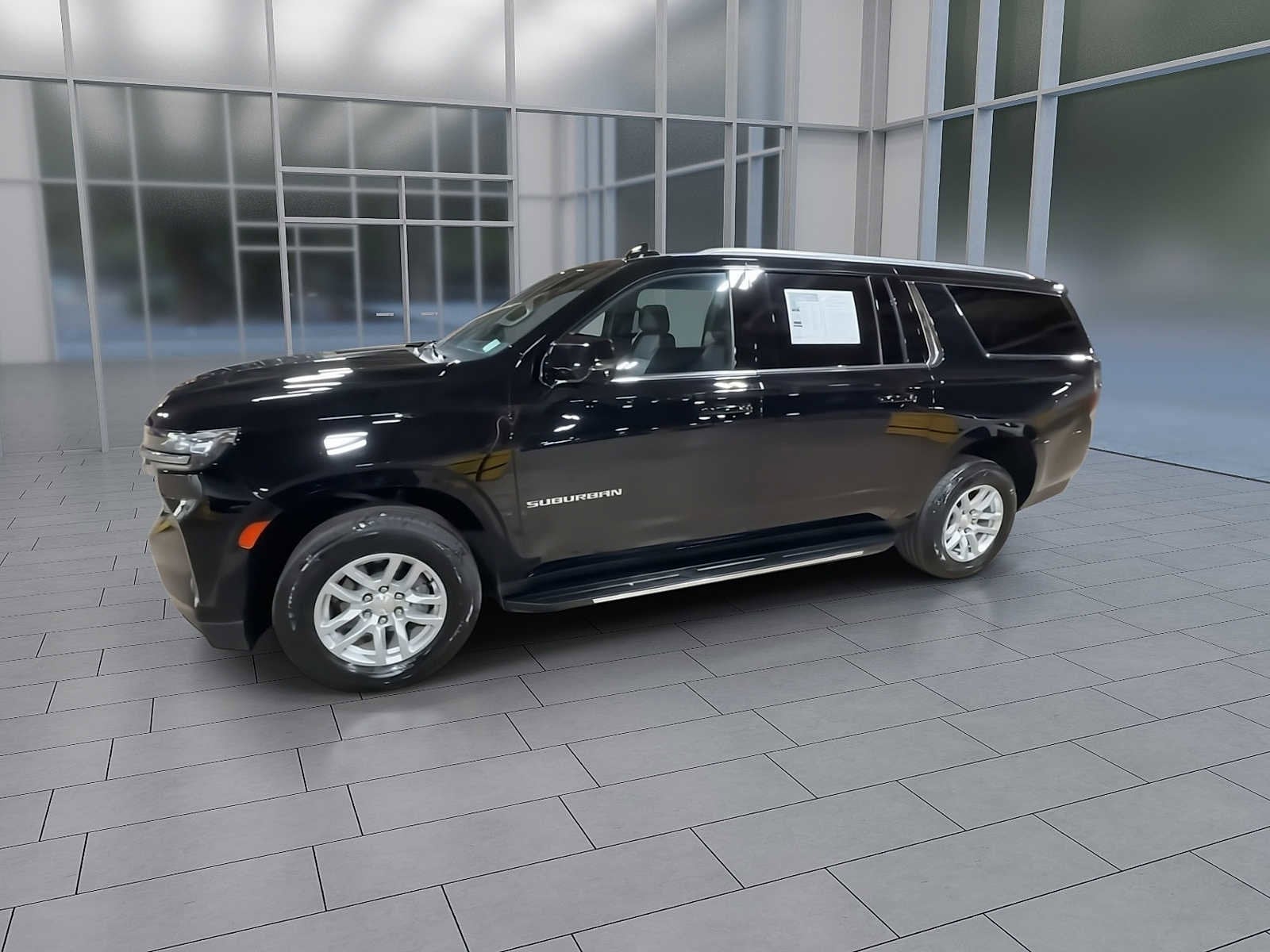 Thumbnail: 2023 Chevrolet Suburban - 4