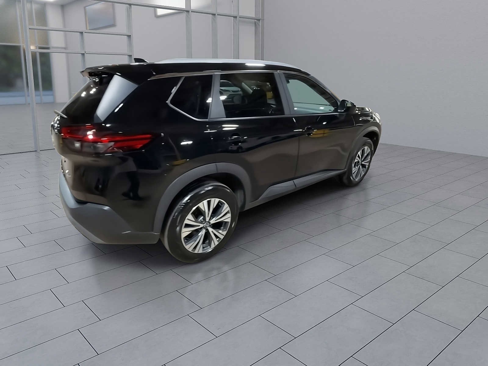 Thumbnail: 2023 Nissan Rogue - 8