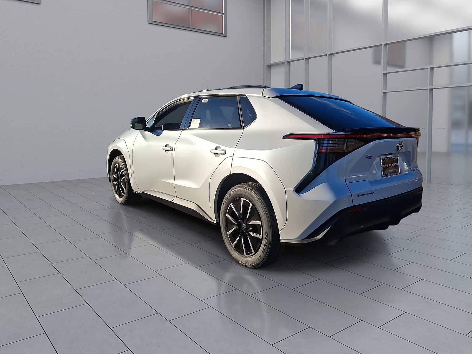 Thumbnail: 2026 Toyota bZ - 3