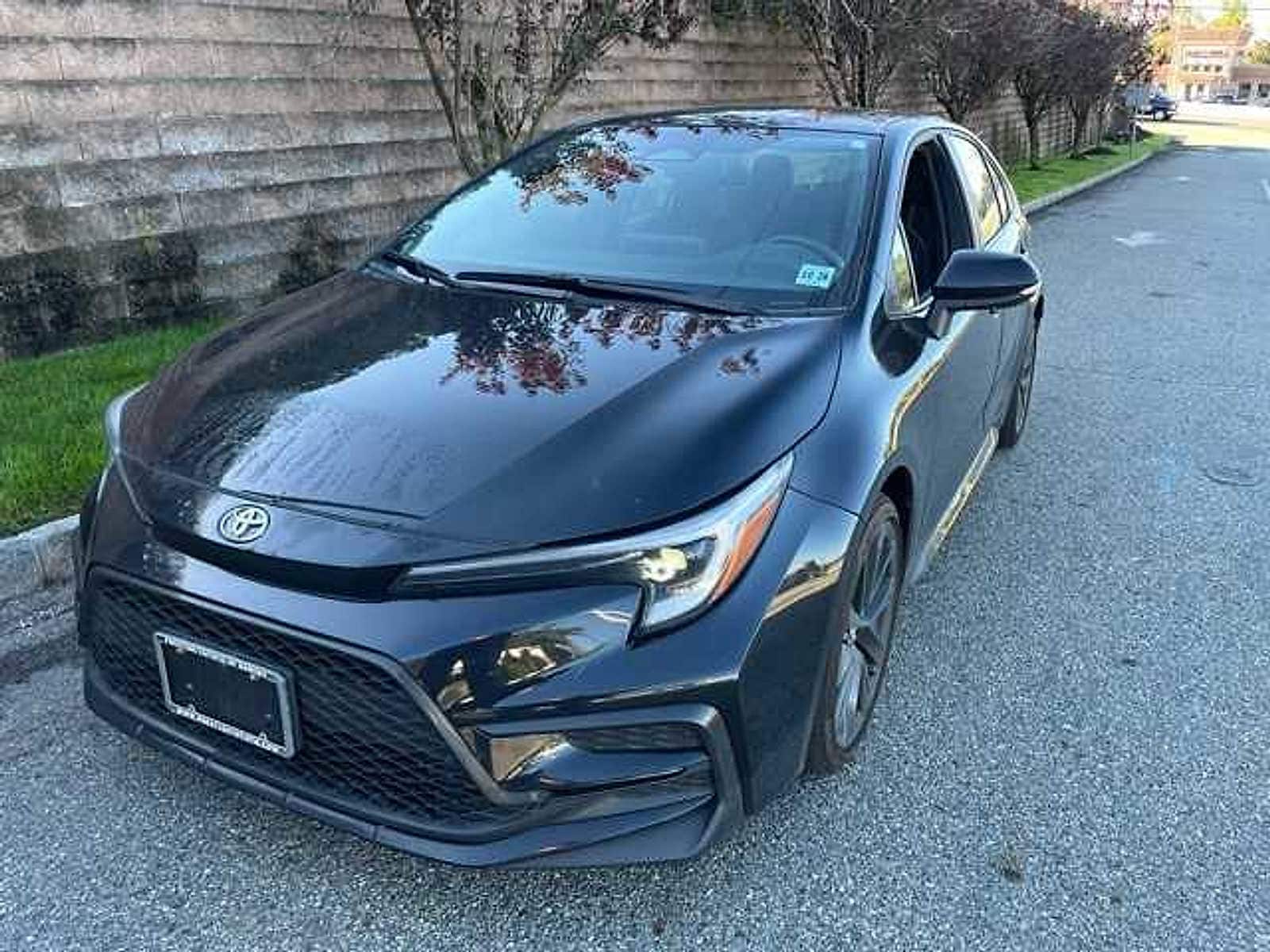 Thumbnail: 2024 Toyota Corolla - 1