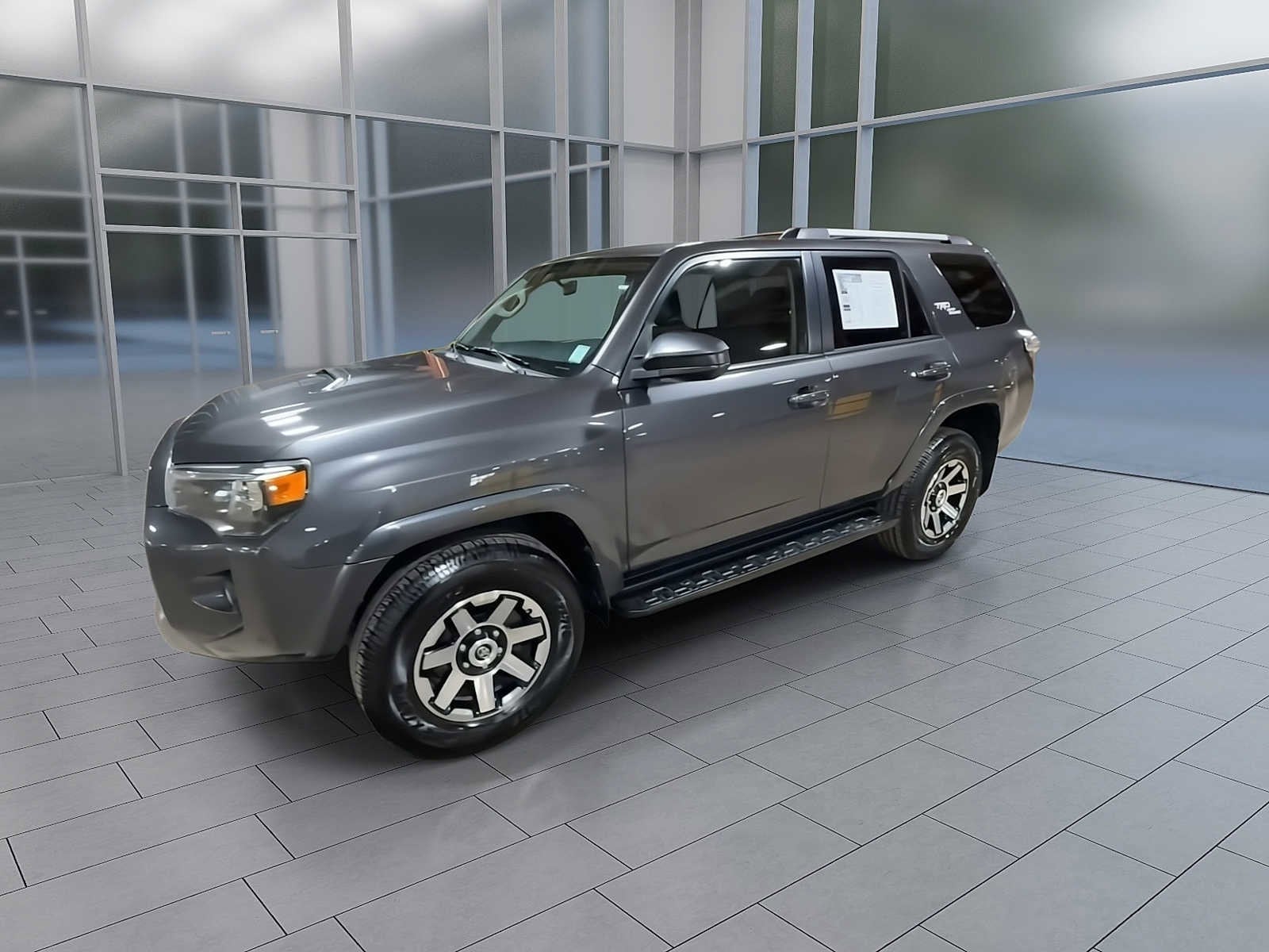 Thumbnail: 2017 Toyota 4Runner - 4