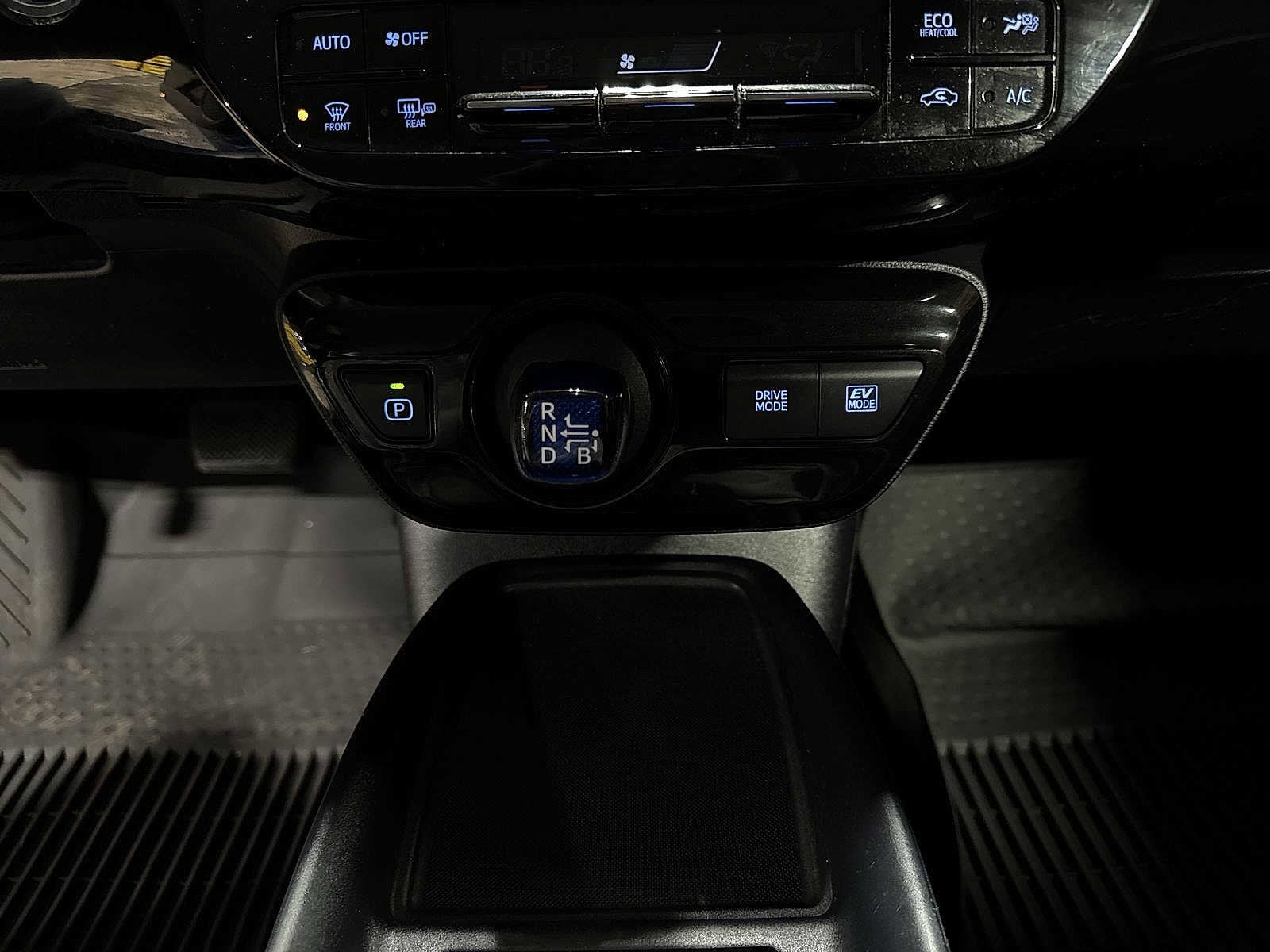 Thumbnail: 2022 Toyota Prius - 29