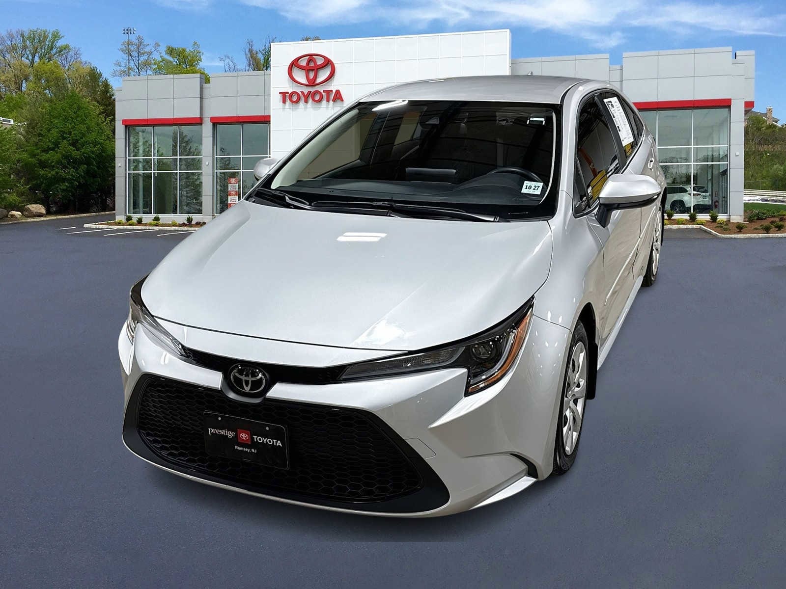 Thumbnail: 2022 Toyota Corolla - 1