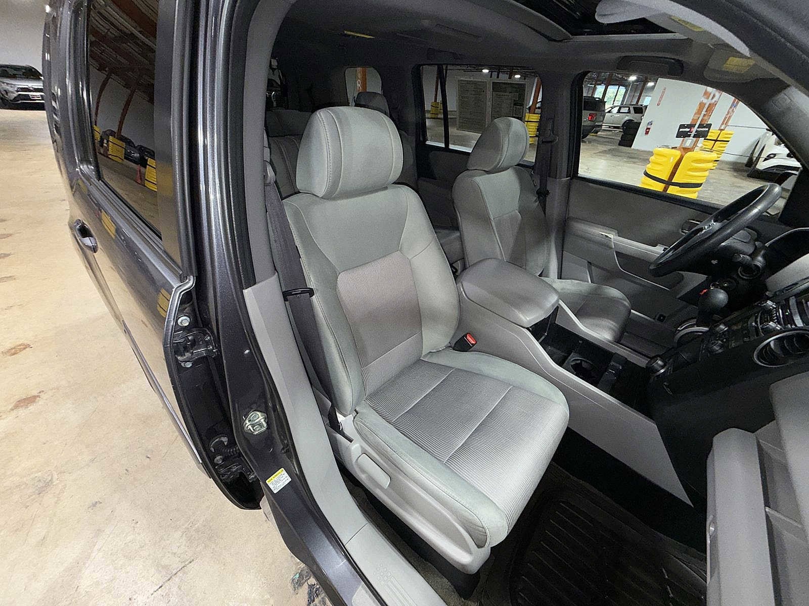 Thumbnail: 2015 Honda Pilot - 15