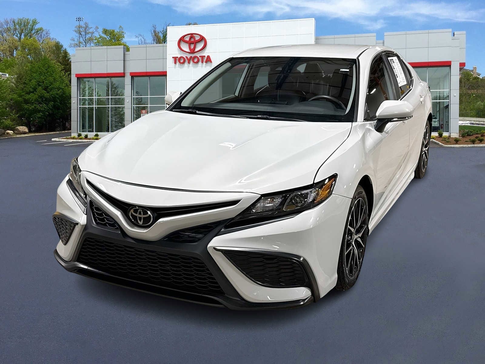 Thumbnail: 2024 Toyota Camry - 1