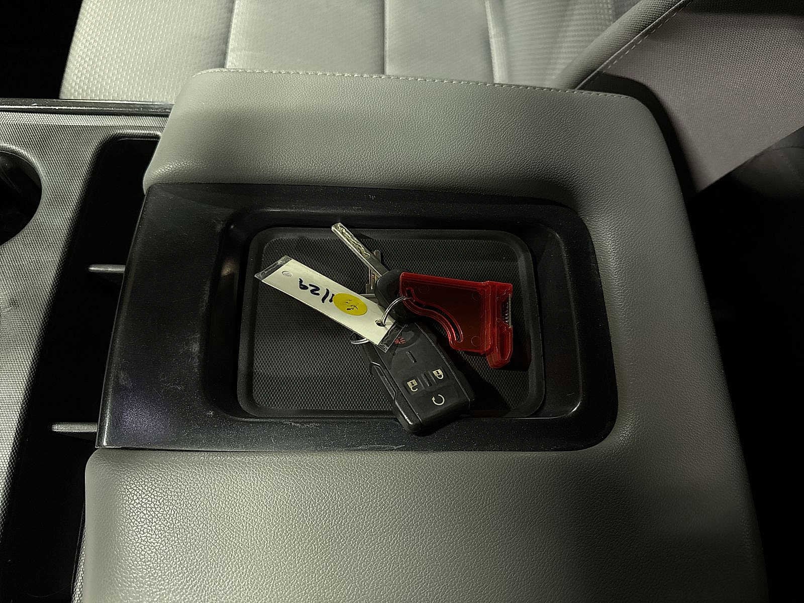 Thumbnail: 2018 Chevrolet Silverado 1500 - 29