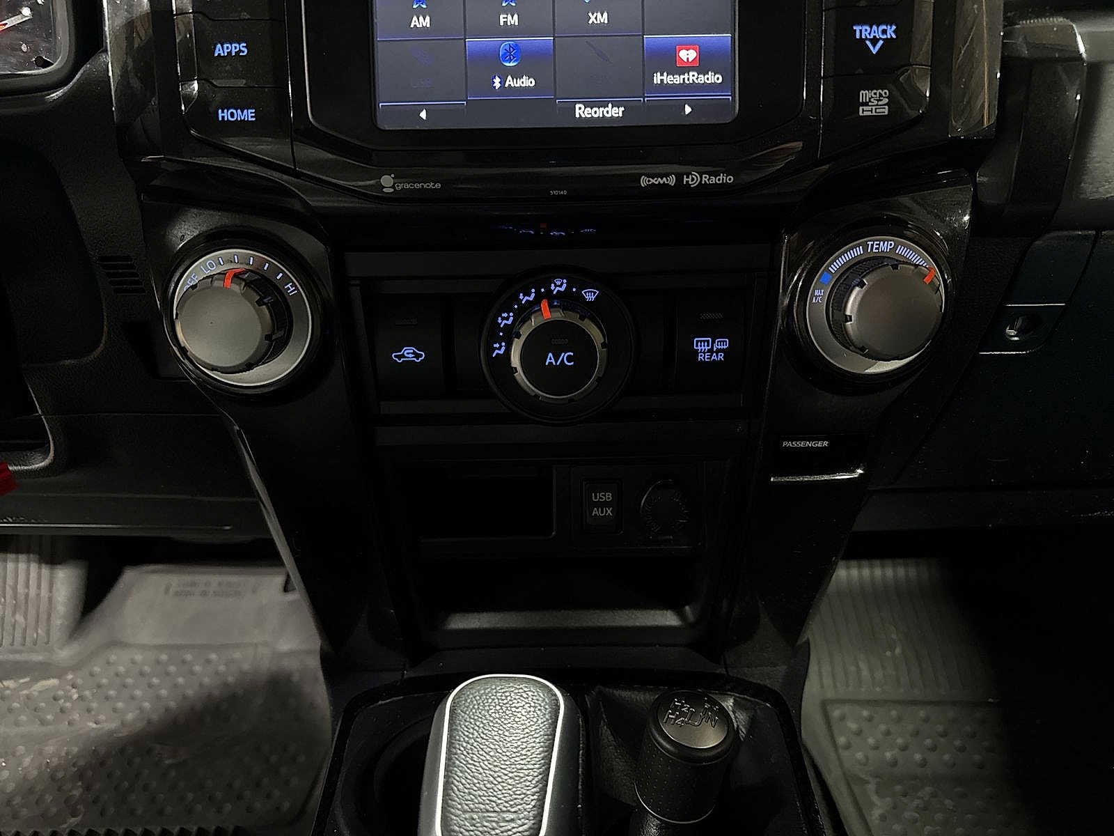 Thumbnail: 2017 Toyota 4Runner - 22