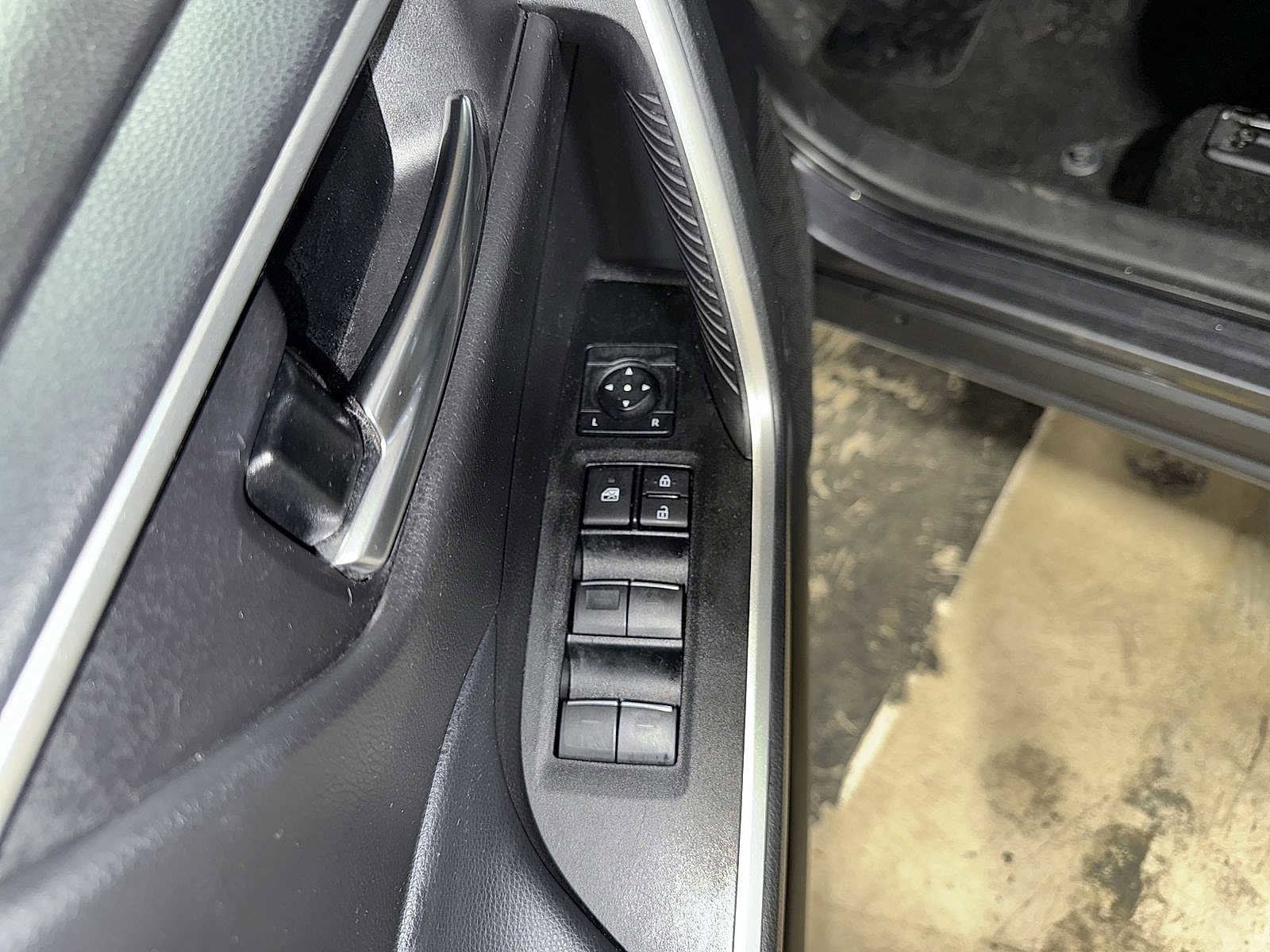 Thumbnail: 2024 Toyota RAV4 - 22