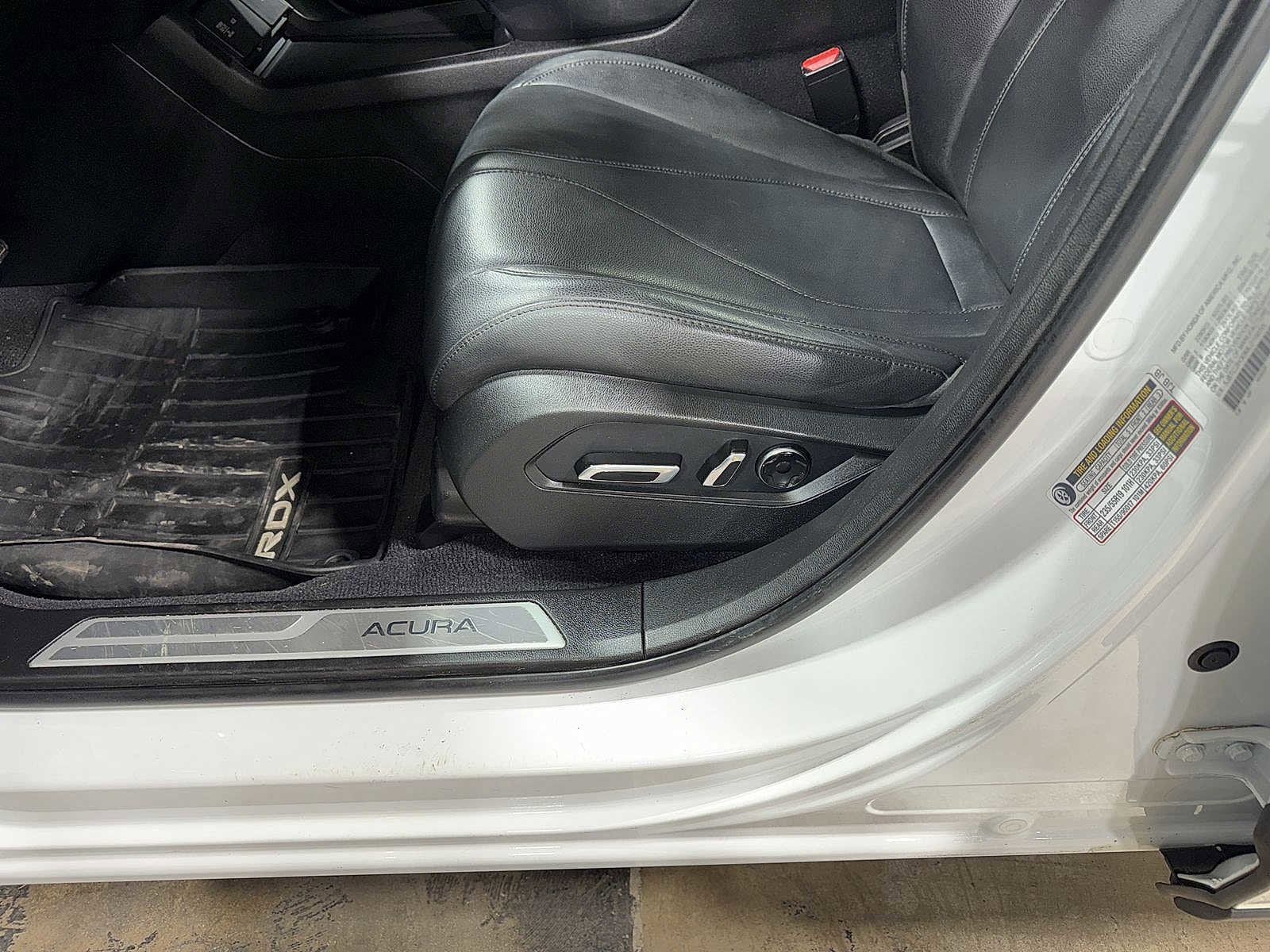 Thumbnail: 2021 Acura RDX - 24