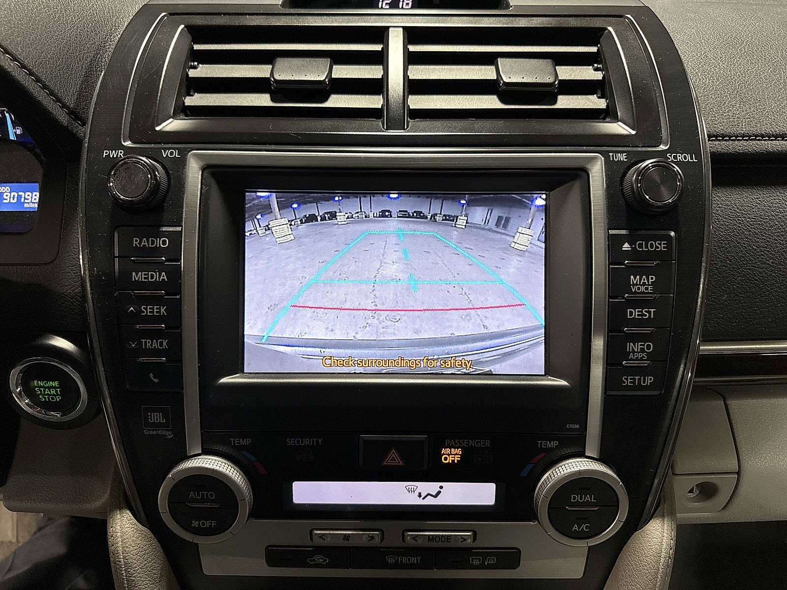 Thumbnail: 2012 Toyota Camry - 24