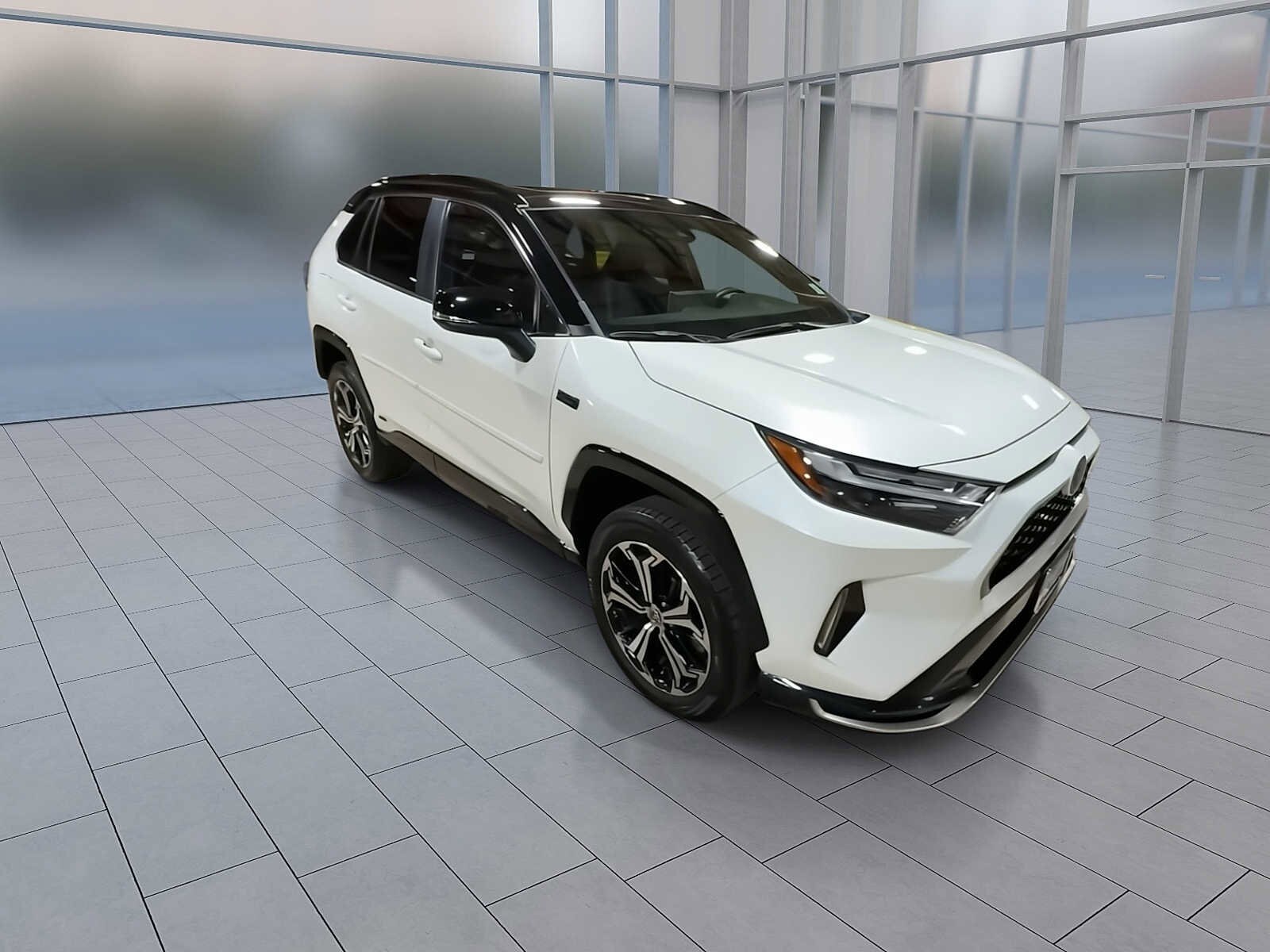 2022 Toyota RAV4 Prime XSE photo 2