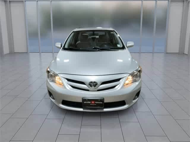 Thumbnail: 2011 Toyota Corolla - 3