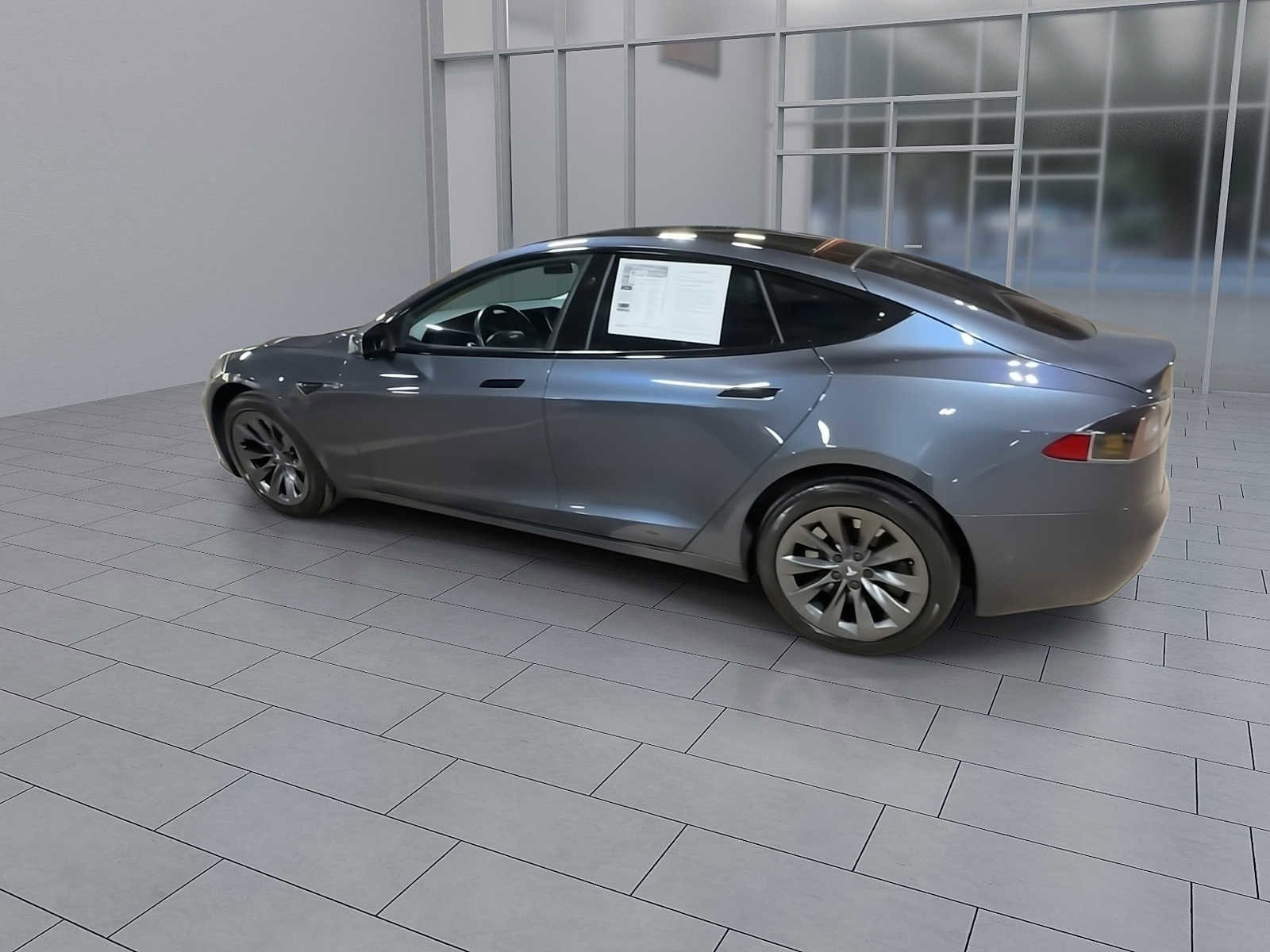 Thumbnail: 2018 Tesla Model S - 6