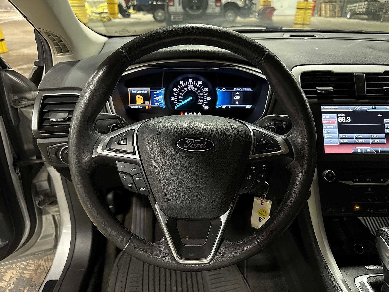 Thumbnail: 2015 Ford Fusion - 17