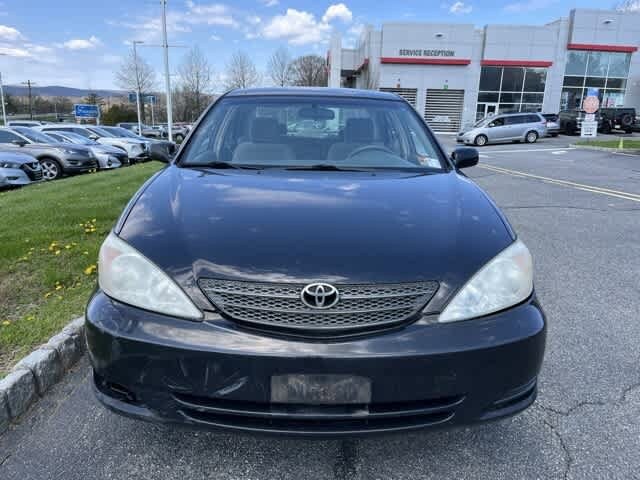 2002 Toyota Camry LE 2