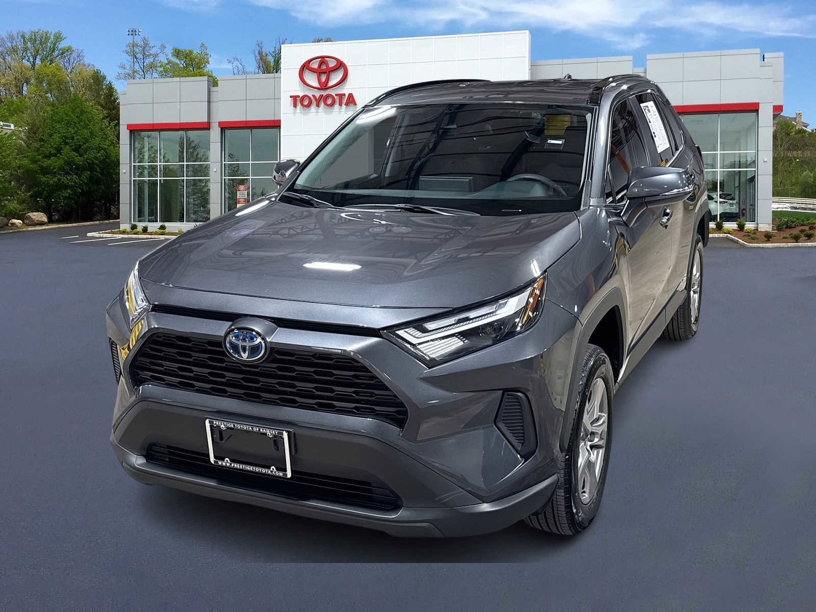 Thumbnail: 2024 Toyota RAV4 - 1
