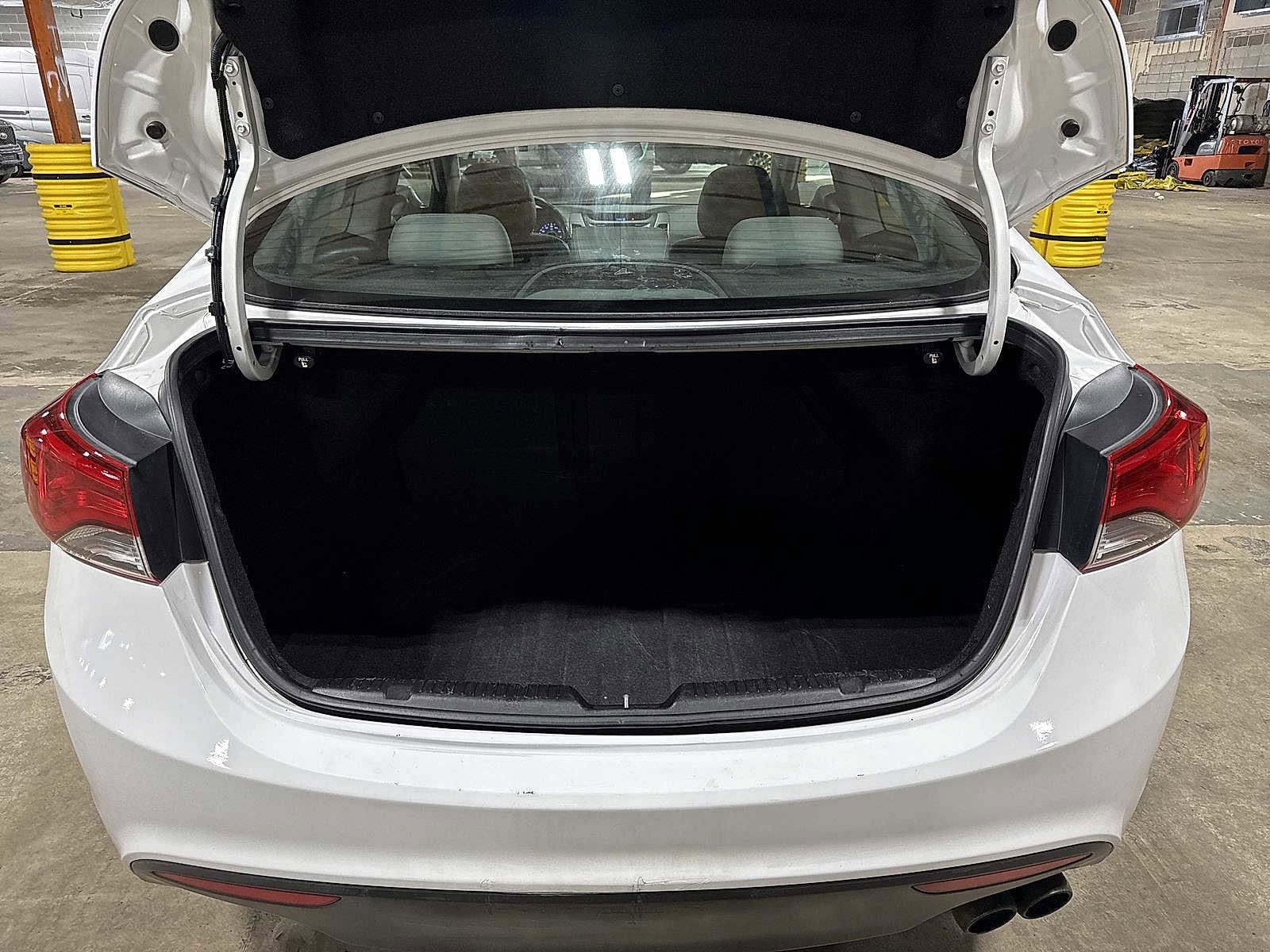 Thumbnail: 2014 Hyundai Elantra - 10