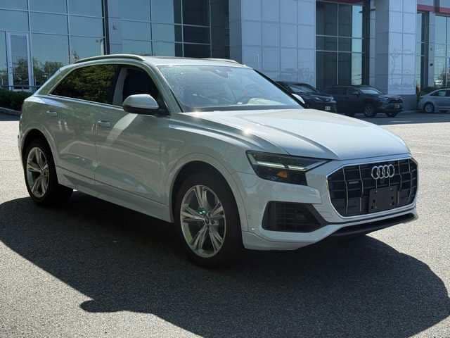 Thumbnail: 2022 Audi Q8 - 3