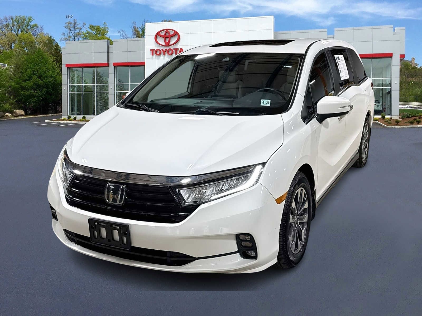 Thumbnail: 2024 Honda Odyssey - 1