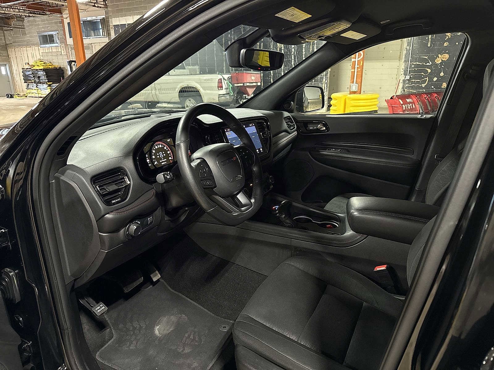 Thumbnail: 2023 Dodge Durango - 31