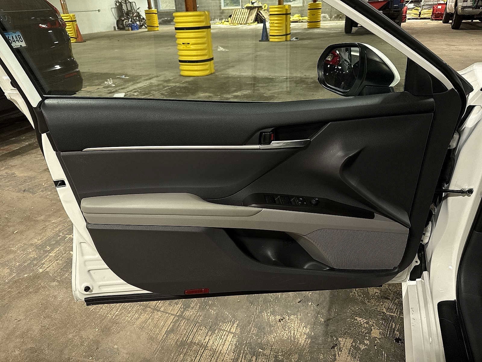 Thumbnail: 2023 Toyota Camry - 29