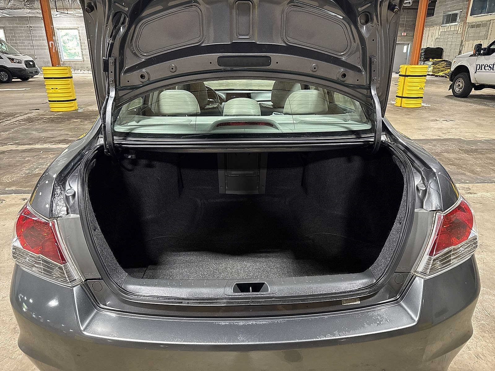 Thumbnail: 2009 Honda Accord - 10