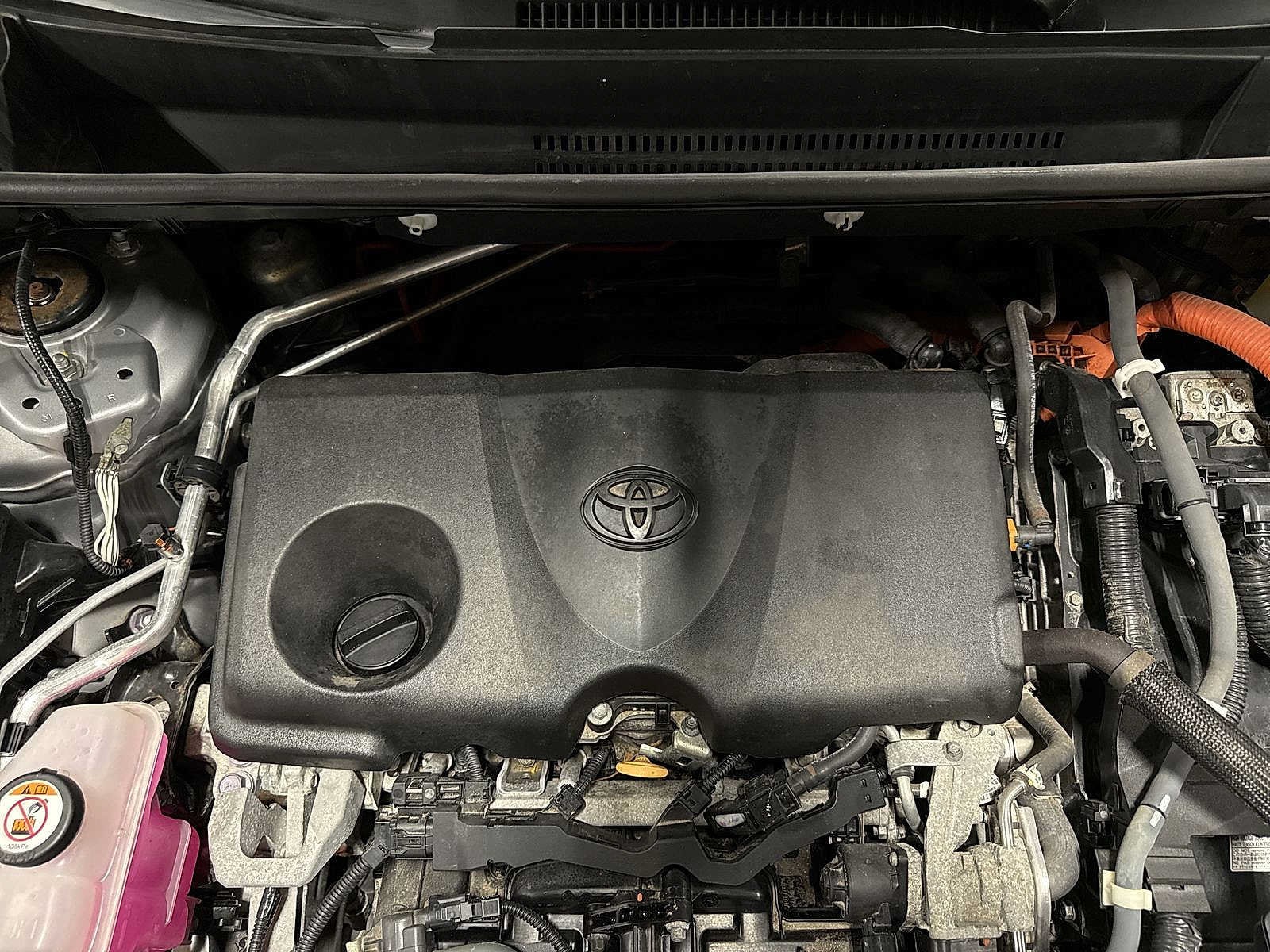 Thumbnail: 2021 Toyota RAV4 - 12
