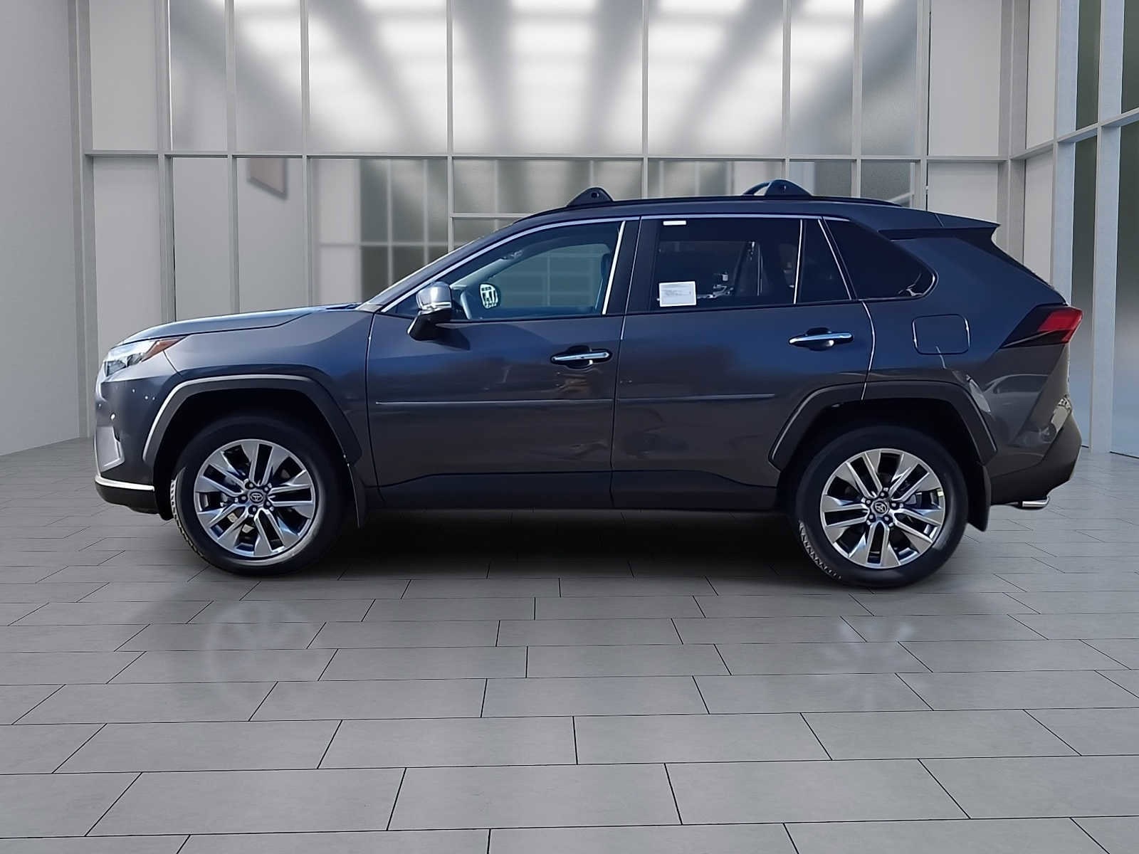 Thumbnail: 2025 Toyota RAV4 - 2