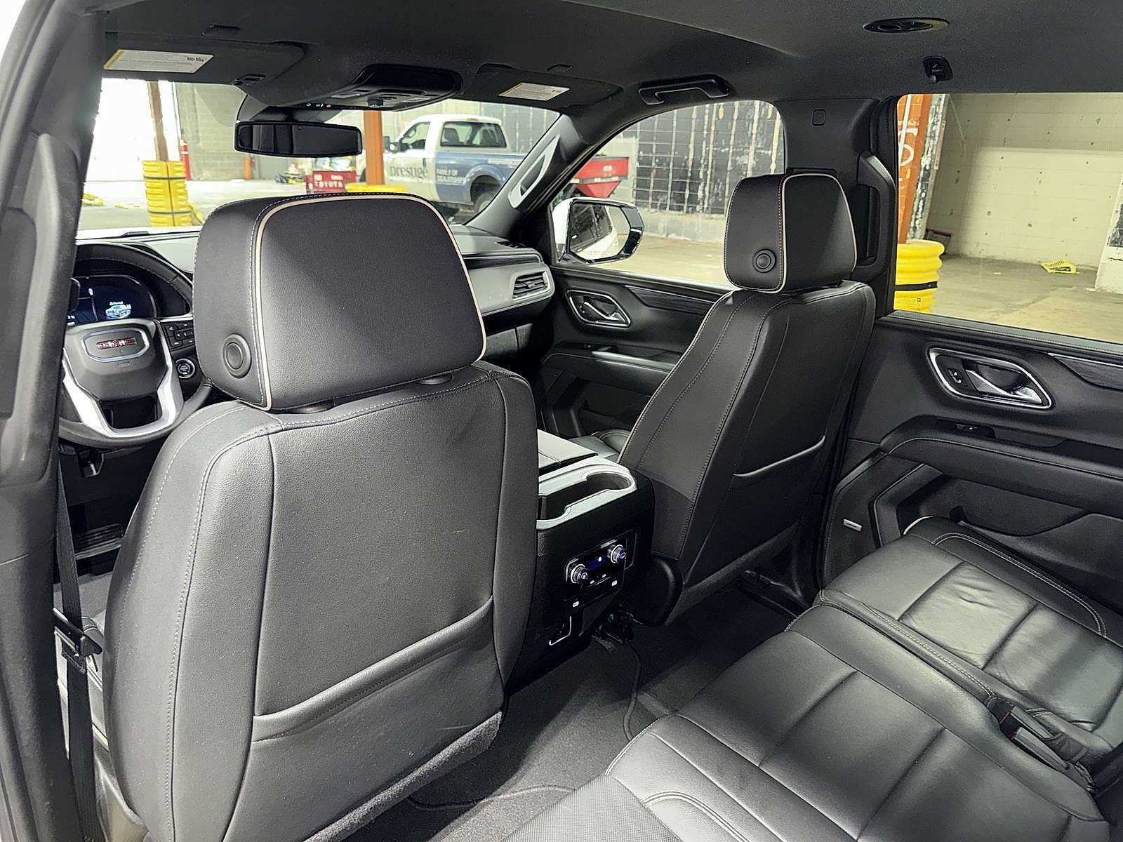 Thumbnail: 2024 GMC Yukon - 27