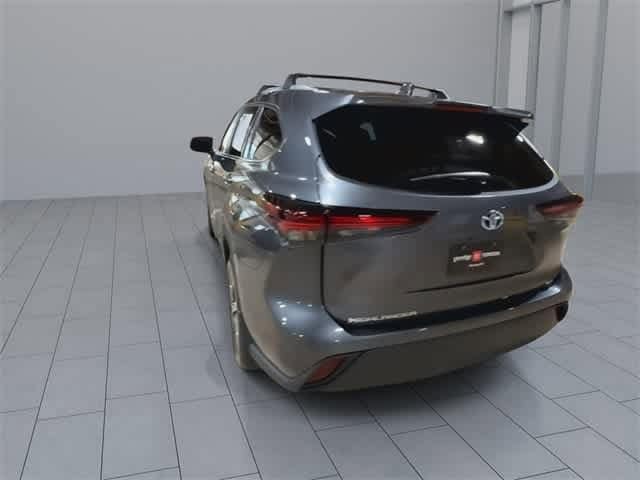 Thumbnail: 2024 Toyota Highlander - 7